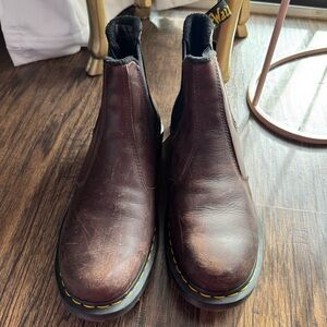 Dr. Martens men’s Chelsea boots size 10